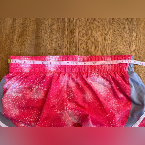 Nike Dry Fit Running Shorts, Pink speckle - Size M - Picture 8 of 10